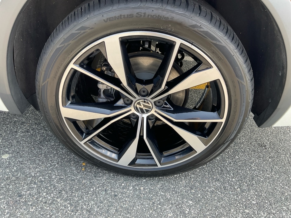 2022 Volkswagen Tiguan SEL R-LINE - Photo 26