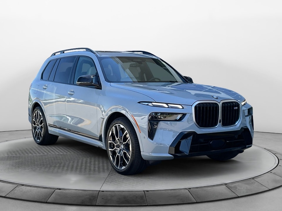 2024 BMW X7 M60i's photo