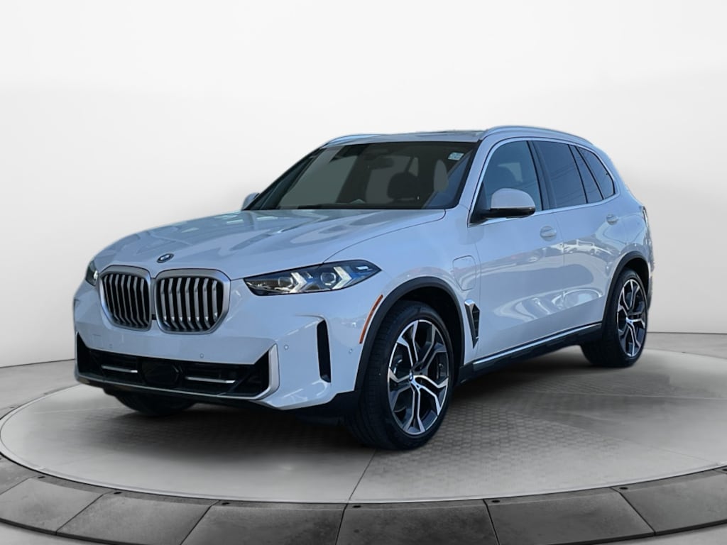 New 2026 BMW X5 PHEV xDrive50e SUV