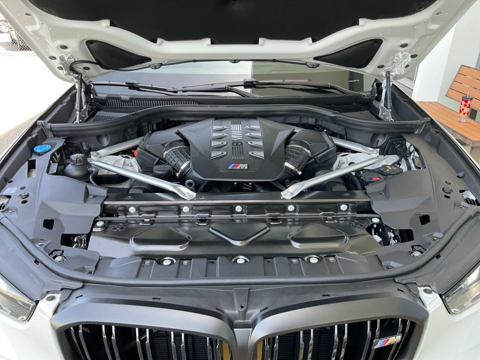 2026 BMW X5 M60i - Photo 16