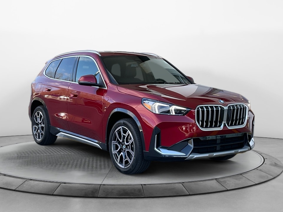 2026 BMW X1 28i's photo