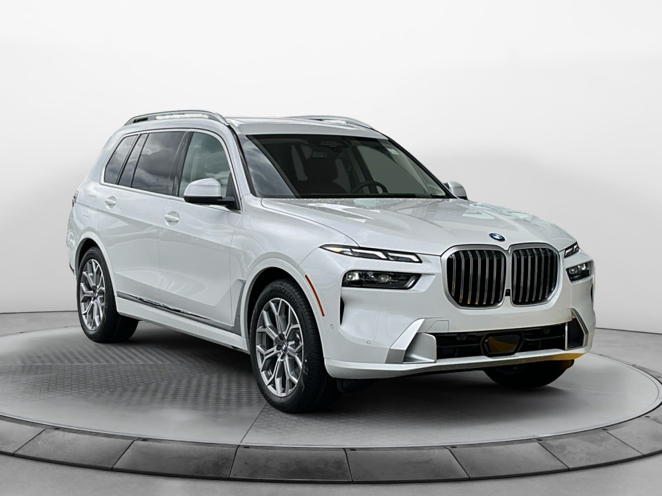 2026 BMW X7