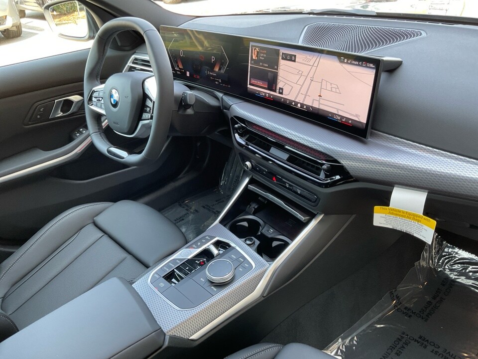 2026 BMW 3 Series 330i - Photo 32