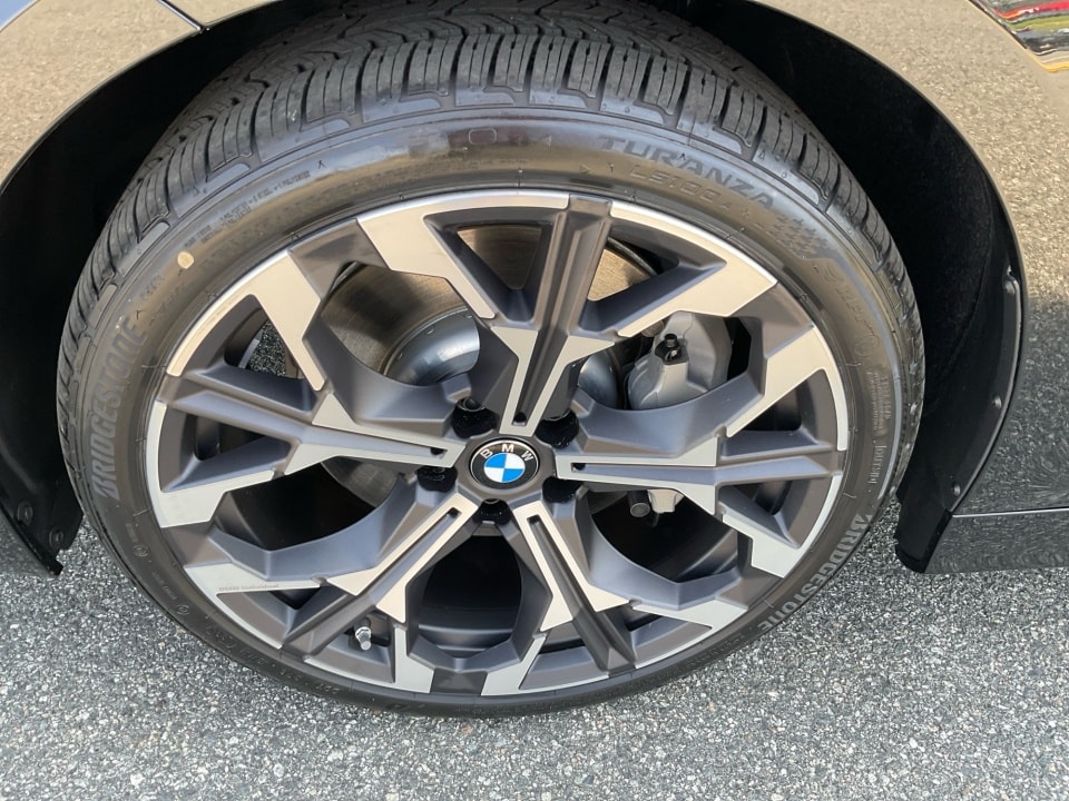 2026 BMW 3 Series 330i - Photo 27