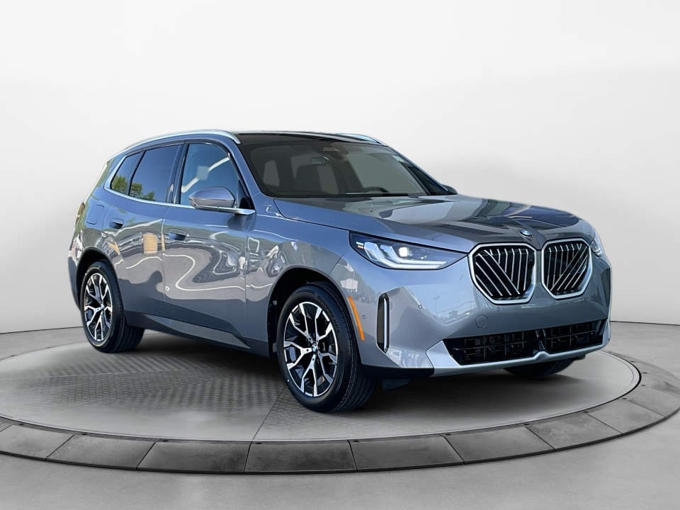 2025 BMW X3 30's photo