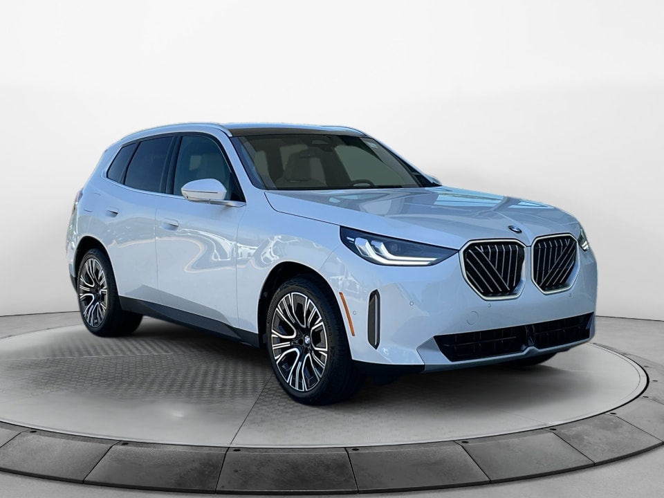 2026 BMW X3 30 XDRIVE's photo