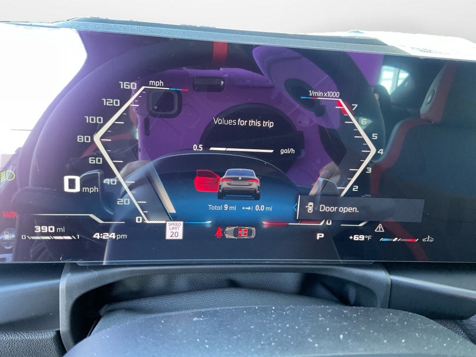 2026 BMW 4 Series M440i - Photo 11