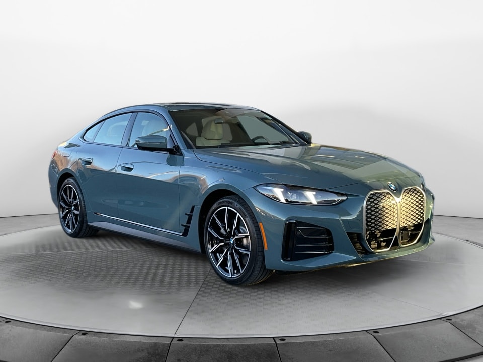 2026 BMW i4 40's photo