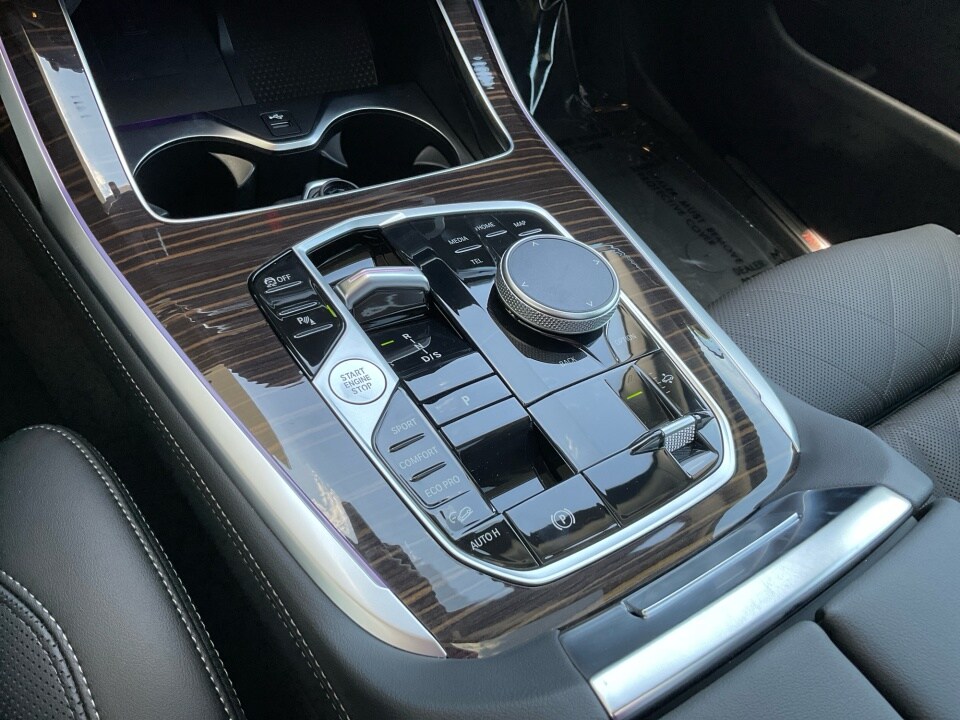 2026 BMW X7 40i - Photo 20