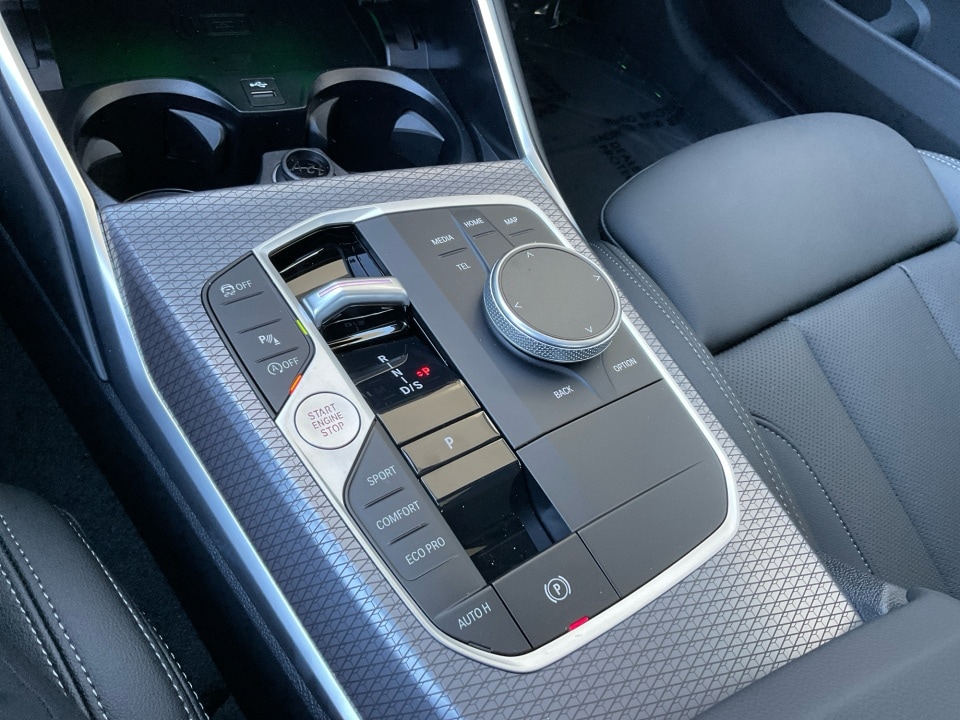 2026 BMW 3 Series 330i - Photo 20
