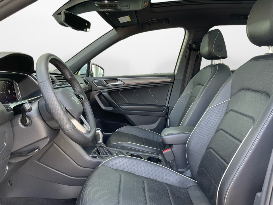 2022 Volkswagen Tiguan SEL R-LINE - Photo 11