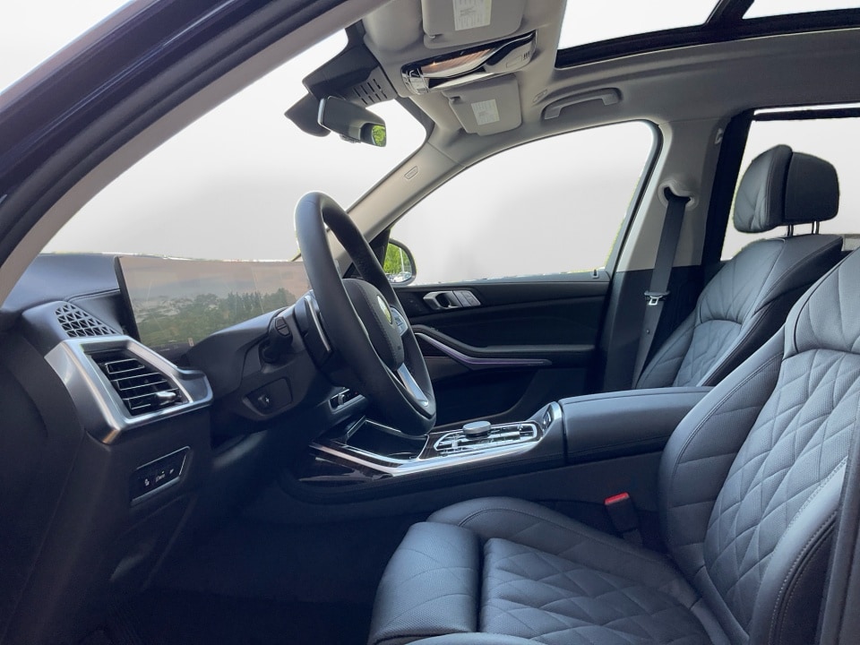 2026 BMW X7 40i - Photo 9