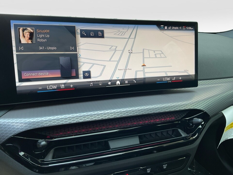 2026 BMW 3 Series 330i - Photo 17