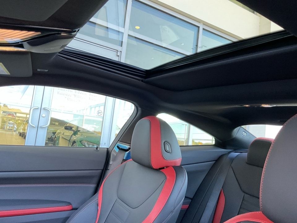 2026 BMW 4 Series M440i - Photo 21