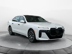 2025 BMW 760i xDrive Sedan