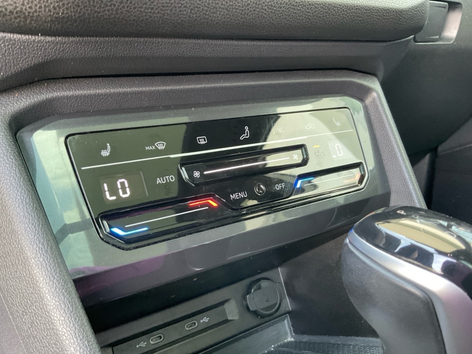 2022 Volkswagen Tiguan SEL R-LINE - Photo 22