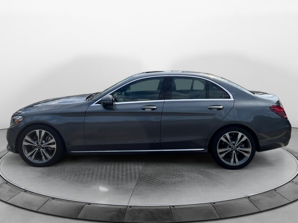 2018 Mercedes Benz C 300 Sedan photo 4