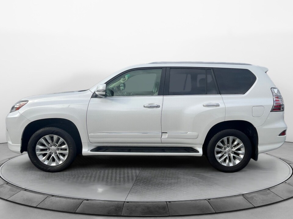 2017 Lexus GX 460 Premium photo 4