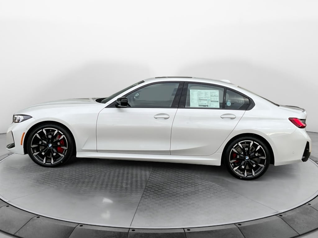 New 2026 BMW 330i Sedan