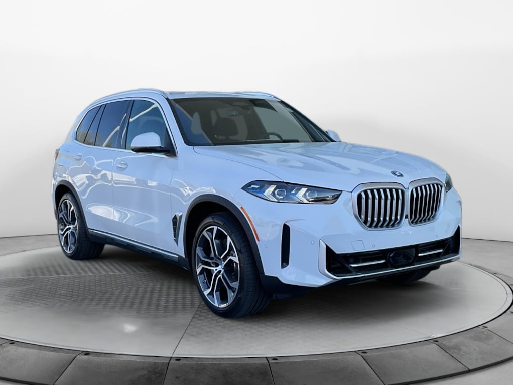 New 2026 BMW X5 PHEV xDrive50e SUV