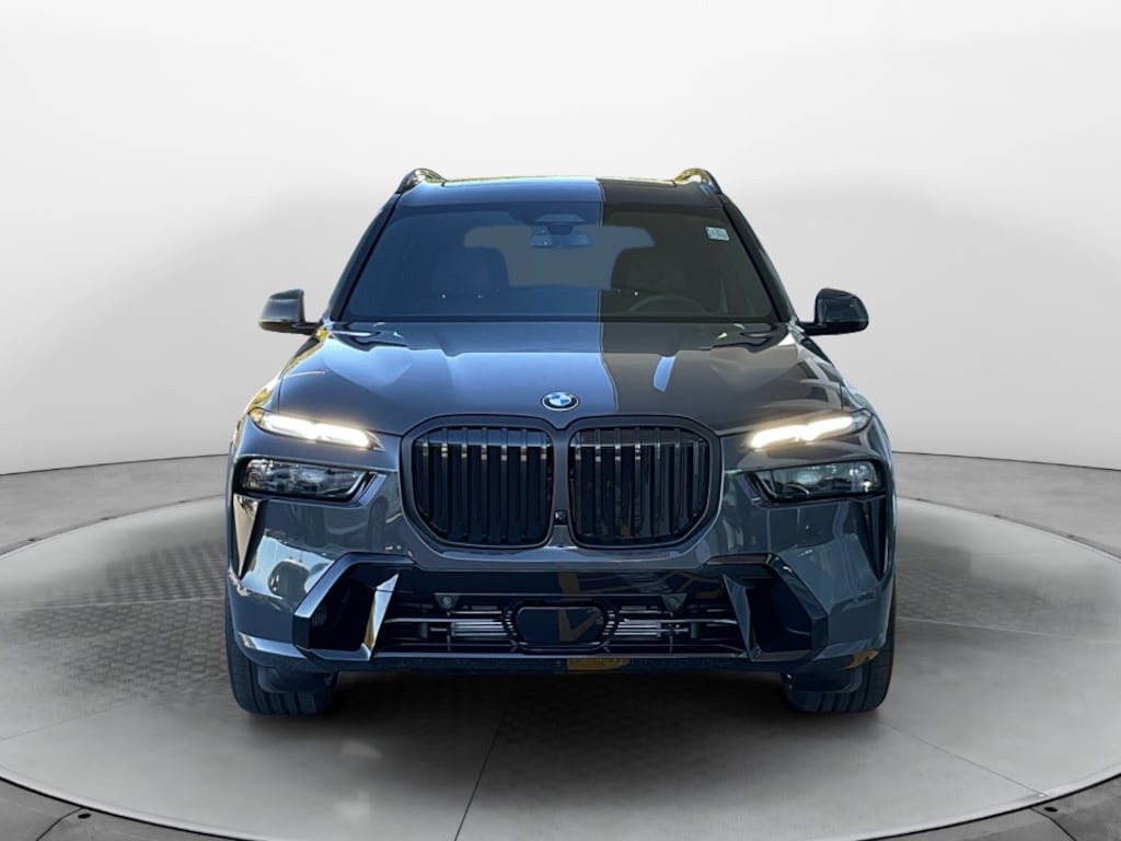 New 2026 BMW X7 xDrive40i SUV