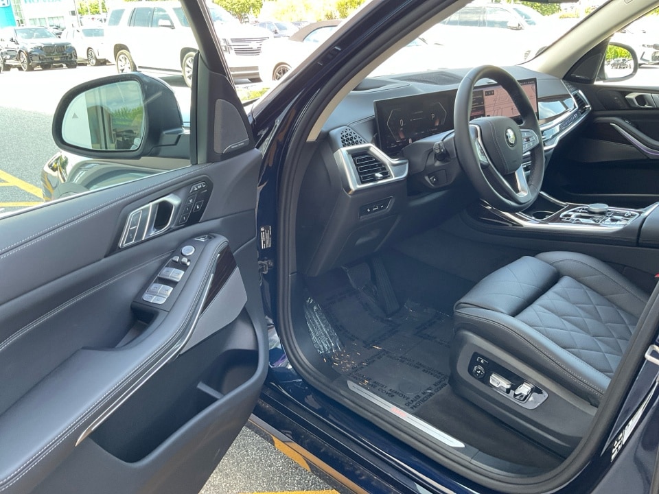 2026 BMW X7 40i - Photo 31
