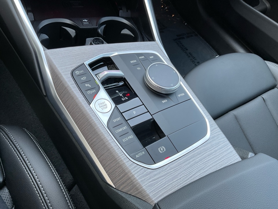 2026 BMW 3 Series 330i - Photo 20