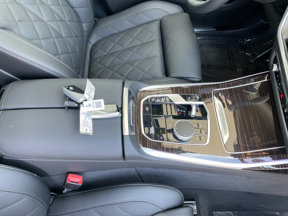 2026 BMW X7 40i - Photo 34