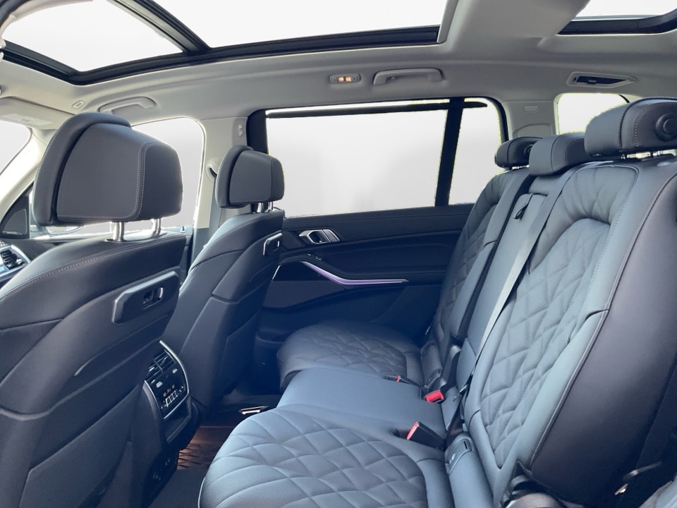 2026 BMW X7 40i - Photo 13