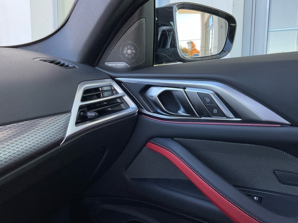 2026 BMW 4 Series M440i - Photo 33