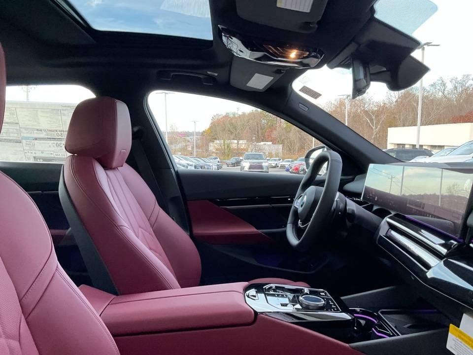 2026 BMW 5 Series 530i - Photo 29
