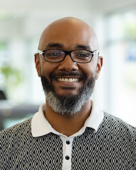 Staff member Kevin Canady from ID_aecba9