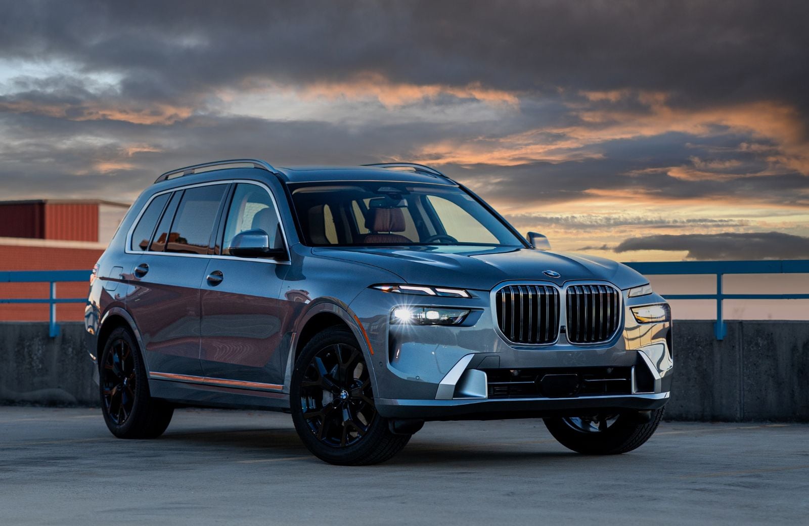new-bmw-near-greensboro.jpg https://pictures.dealer.com/f/flowbmw/1234/776f1ef2357b40fe8ff4f6d9a363ac18.jpg