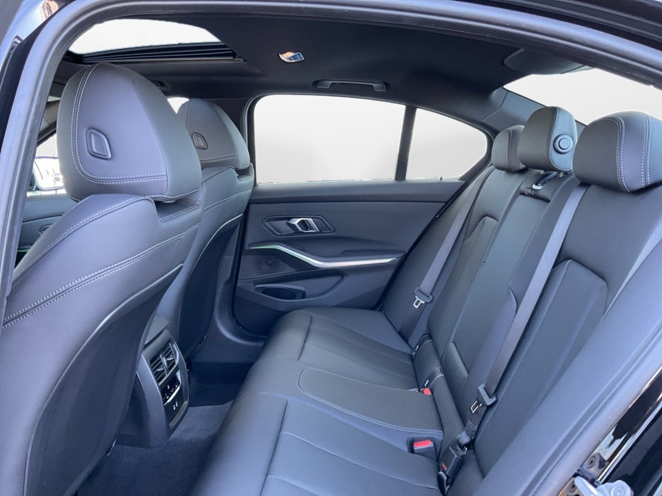 2026 BMW 3 Series 330i - Photo 13