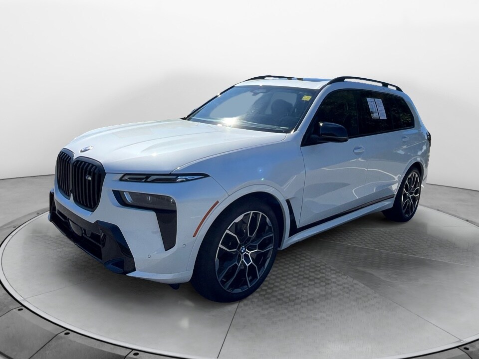 2025 Bmw X7 M60i photo 3