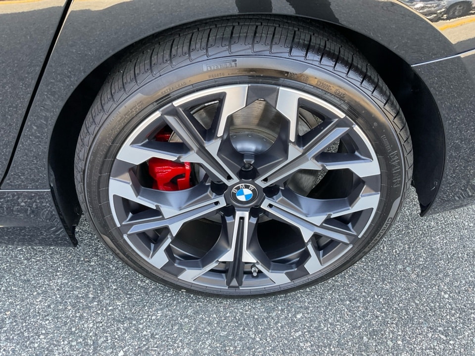 2026 BMW 3 Series 330i - Photo 22