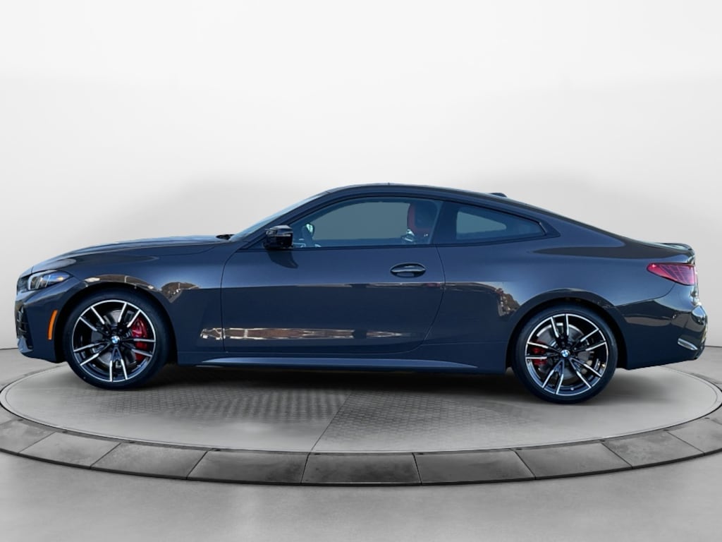 New 2026 BMW M440i xDrive Coupe