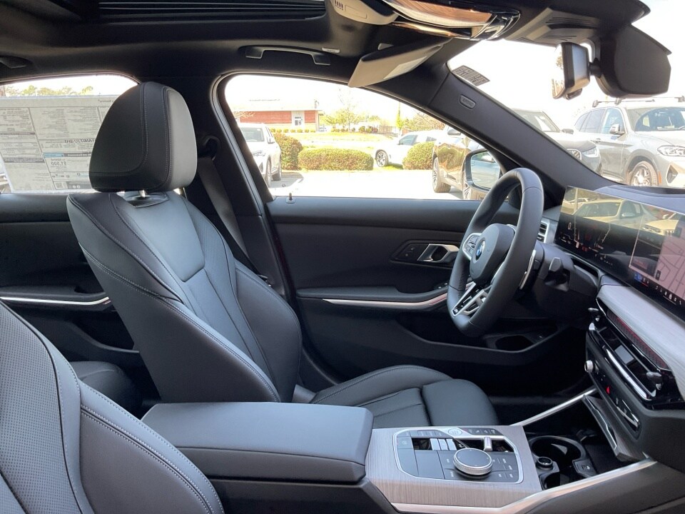 2026 BMW 3 Series 330i - Photo 30