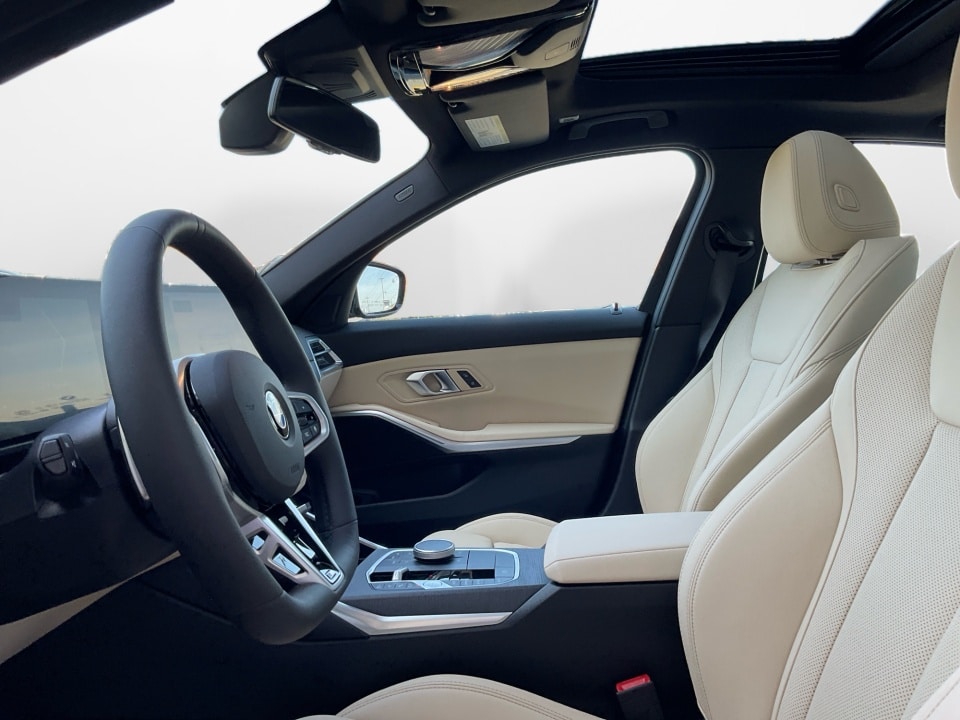 2026 BMW 3 Series 330i - Photo 9