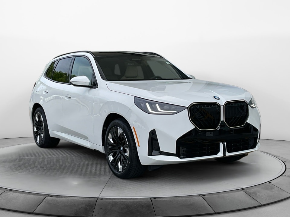 2026 BMW X3 30 XDRIVE's photo