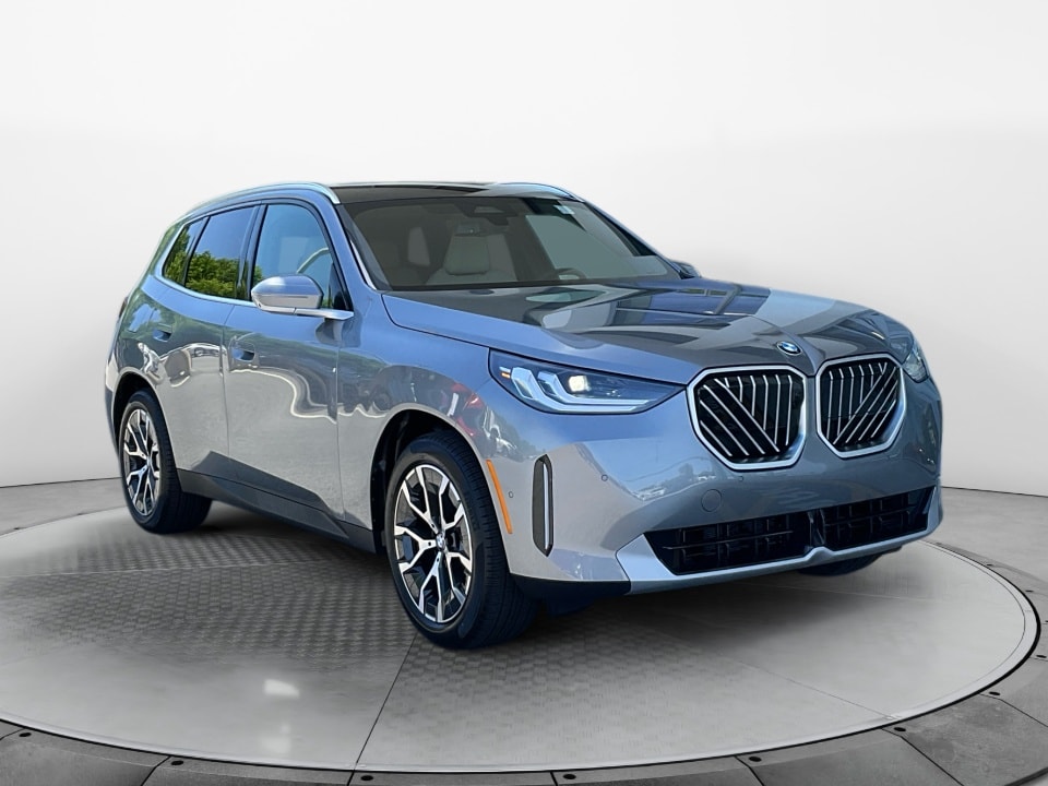 2026 BMW X3 30 XDRIVE's photo
