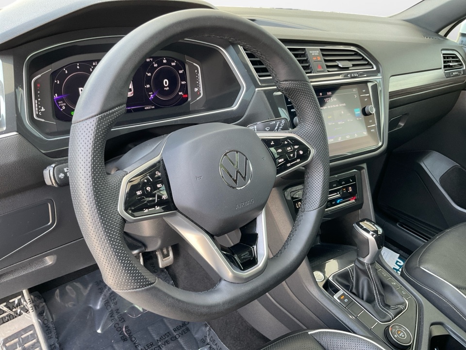 2022 Volkswagen Tiguan SEL R-LINE - Photo 13