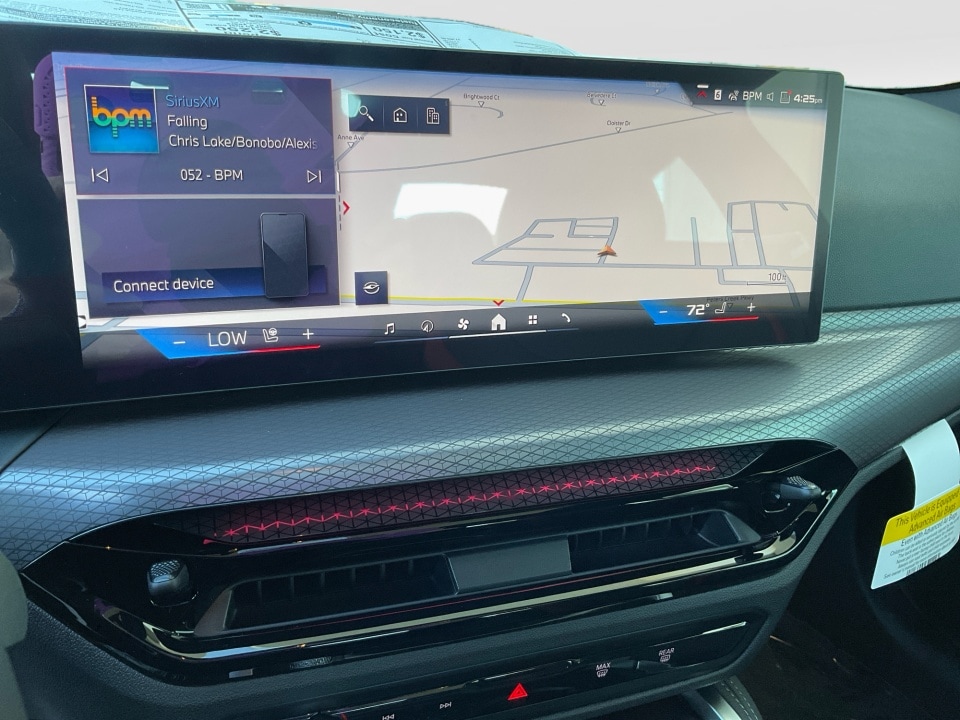 2026 BMW 4 Series M440i - Photo 17