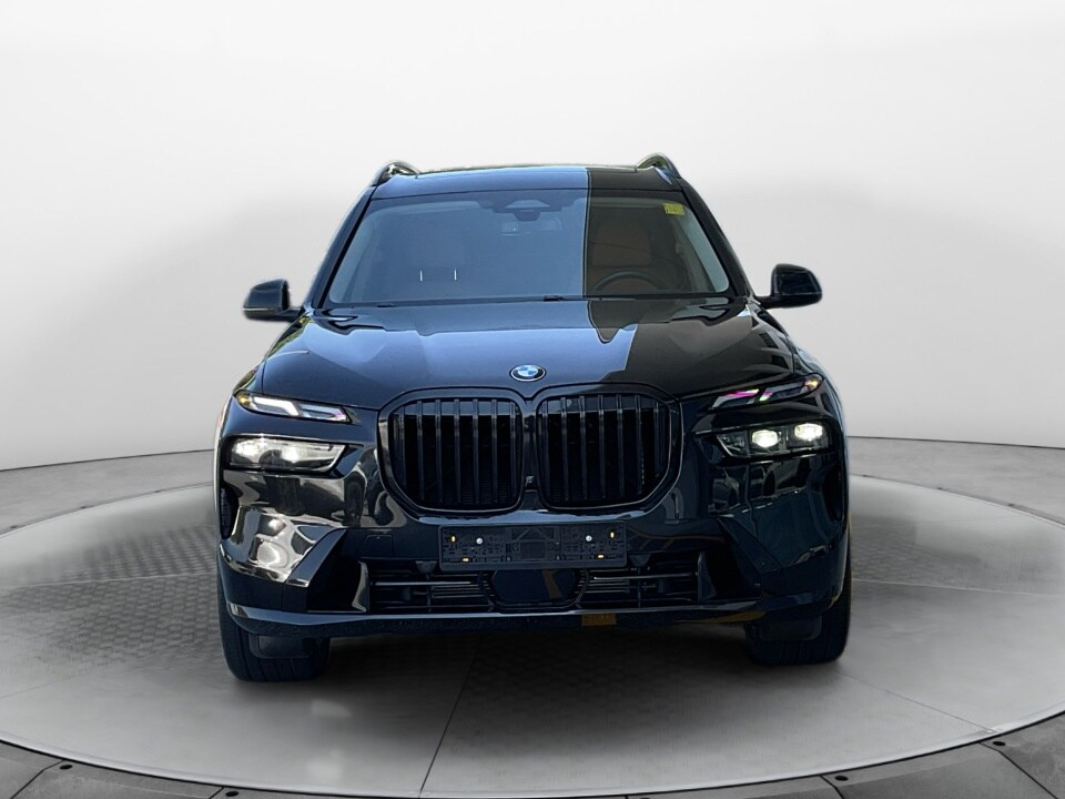 2023 Bmw X7 xDrive40i photo 2