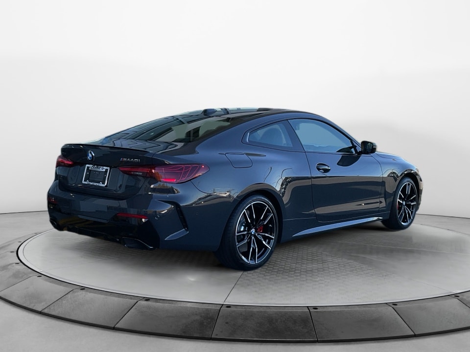 2026 BMW 4 Series M440i - Photo 7
