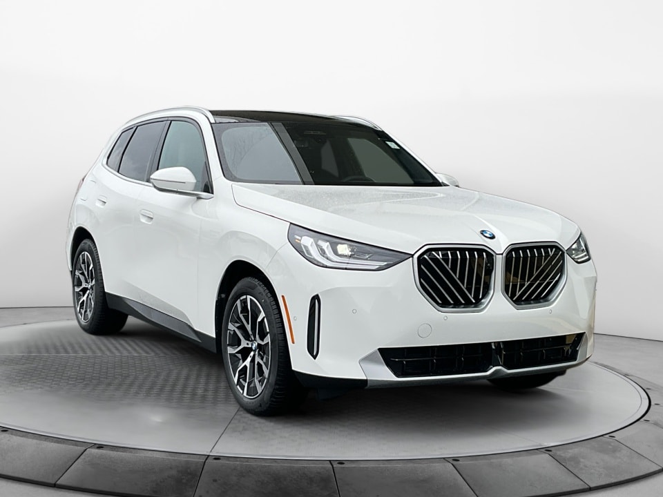 2025 BMW X3 30's photo