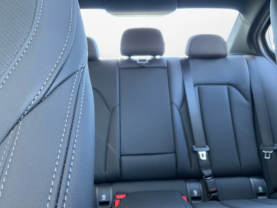 2026 BMW 3 Series 330i - Photo 12