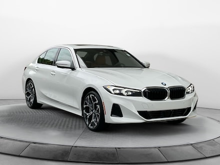 2025 BMW 330i Sedan