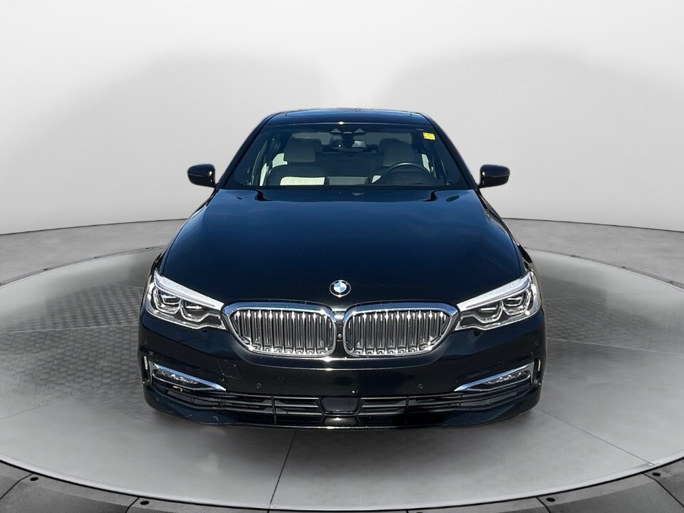 2018 Bmw 540i 5-Series photo 2