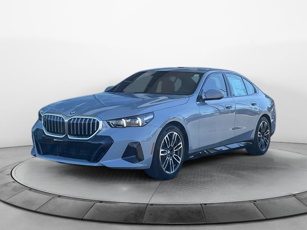 New 2026 BMW 530i xDrive Sedan